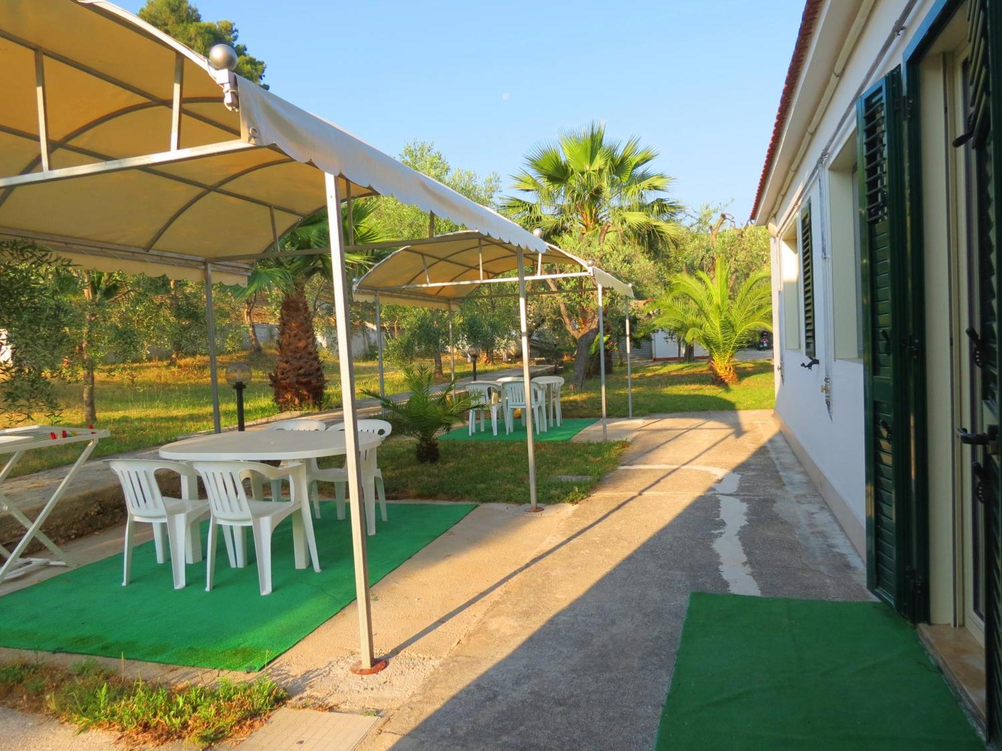 Hotel Residence Villa Ascoli Вьесте Экстерьер фото
